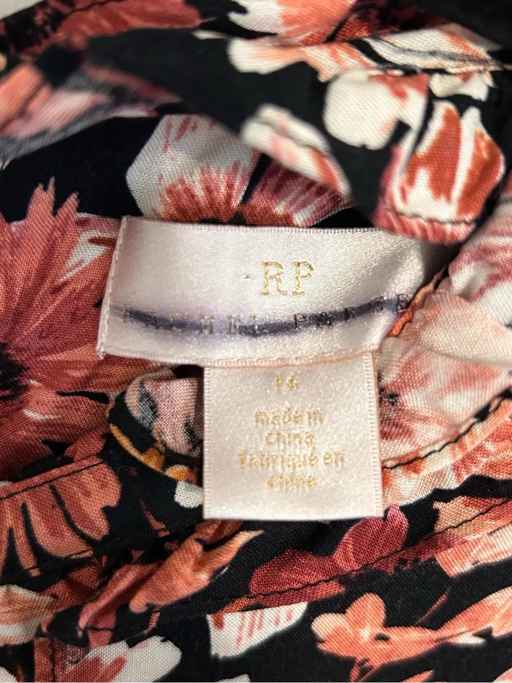 Rachel Parcell Autumn Bouquet
Tiered Midi Dress Size 16 - Picture 4 of 10